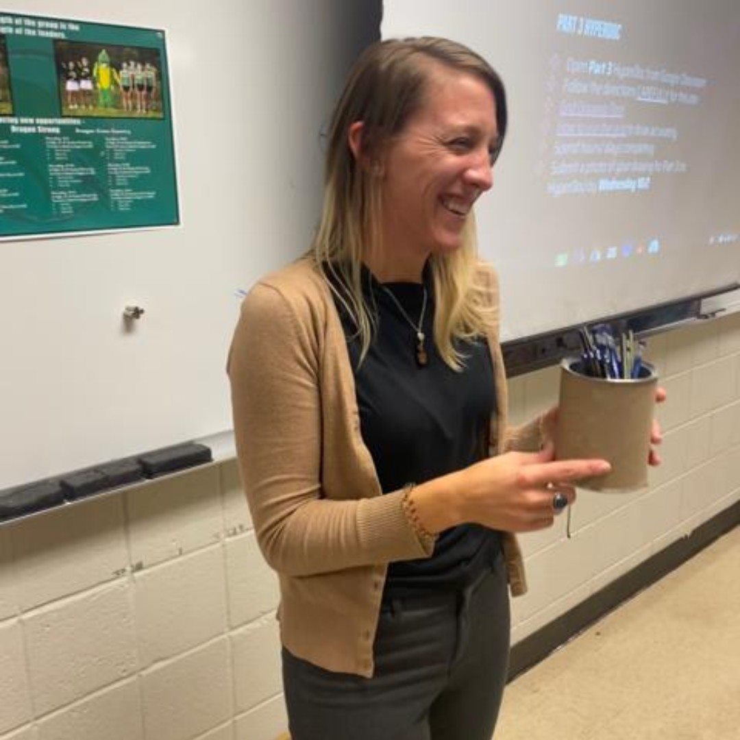 Read more about the article Laura Strand Pine City,MN Death,Obituary: Beloved Pine City Public School Art Teacher Has Passed Away